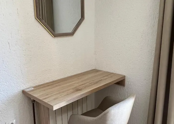 Danica 3* Πόρετς