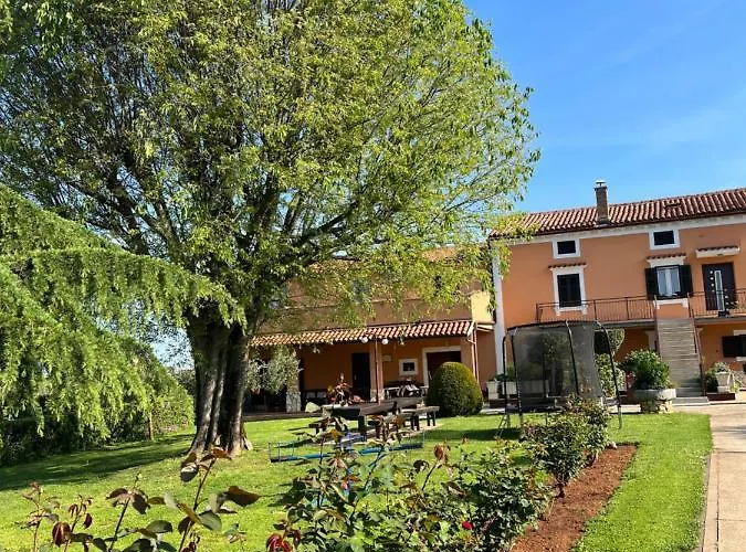 Danica Bed and Breakfast Πόρετς